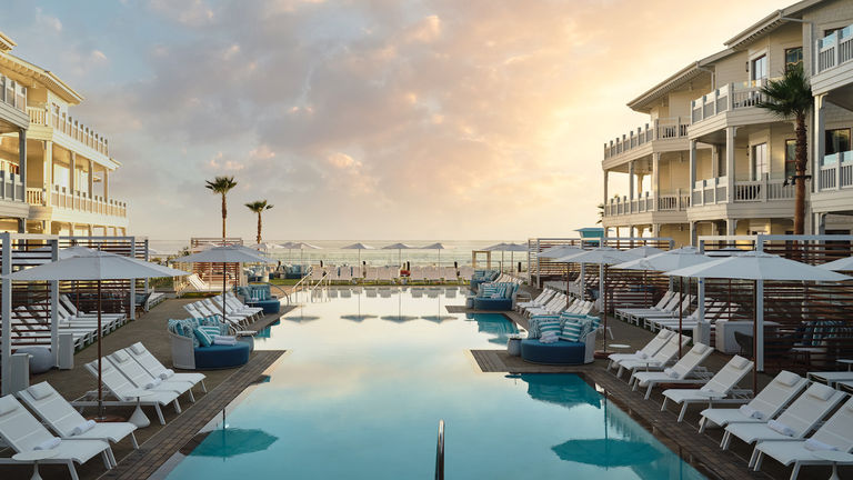 Shore House at the Del has an incredible family pool overlooking Coronado Beach in Coronado, California.
